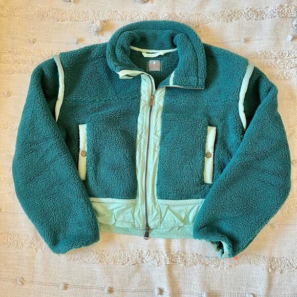 NWT FP Movement by Free People Courtside Faux Shearling Jacket xsmall - Picture 7 of 13